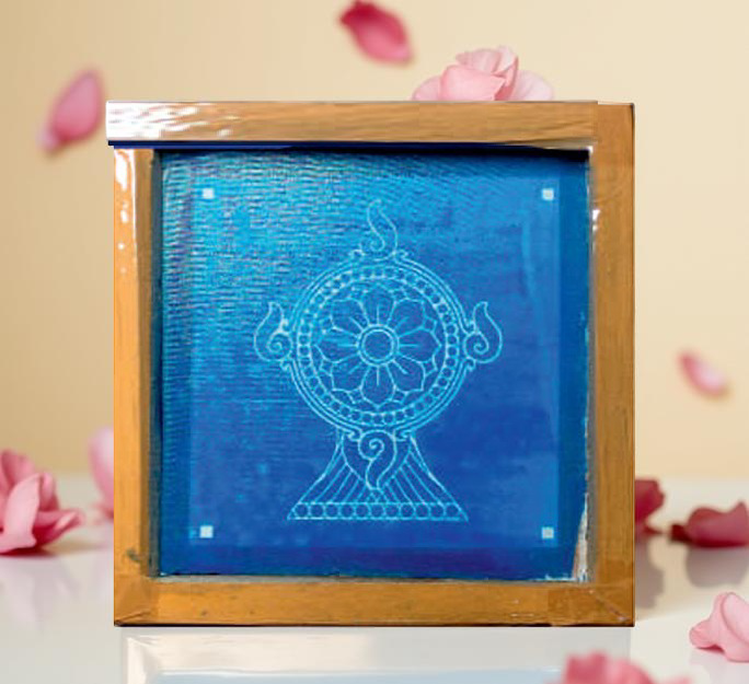 Rangly Chakram Rangoli Stencil Wooden 5*5 Inches Pack of 1 piece