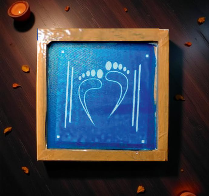 Rangly Lakshmi Padham Model 3 Rangoli Stencil Wooden 5*5 Inches Pack of 1 piece