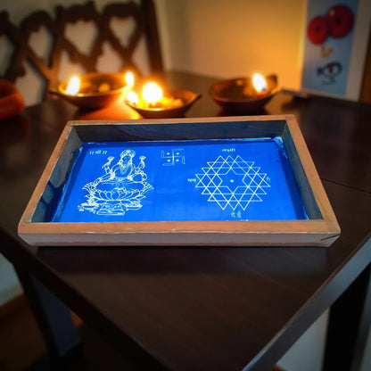 Rangly Aishwarya Kolam with Lakshmi Rangoli Stencil Wooden, 1 Piece (9x5 Inches)